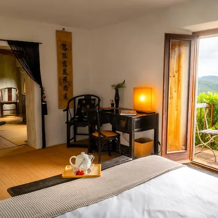 Serola Hotel